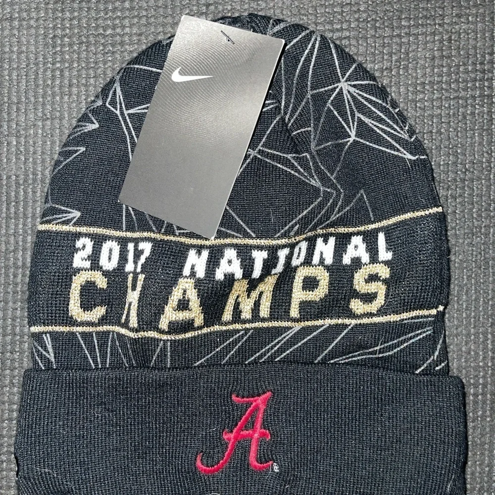 NWT Nike NCAA Alabama Football 2017 National Championship Knit Beanie